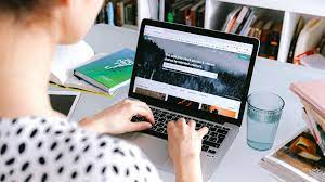 Nghỉ thai sản bị công ty “nhân tiện” đuổi việc, phải làm sao?