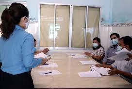Tận dụng phép năm của nhân viên, công ty phải trả lương thế nào?