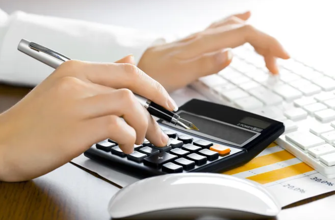 Thử việc có được ủy quyền quyết toán thuế TNCN không?