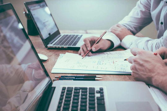 Có quan hệ liên kết nhưng không có giao dịch, có phải kê khai?